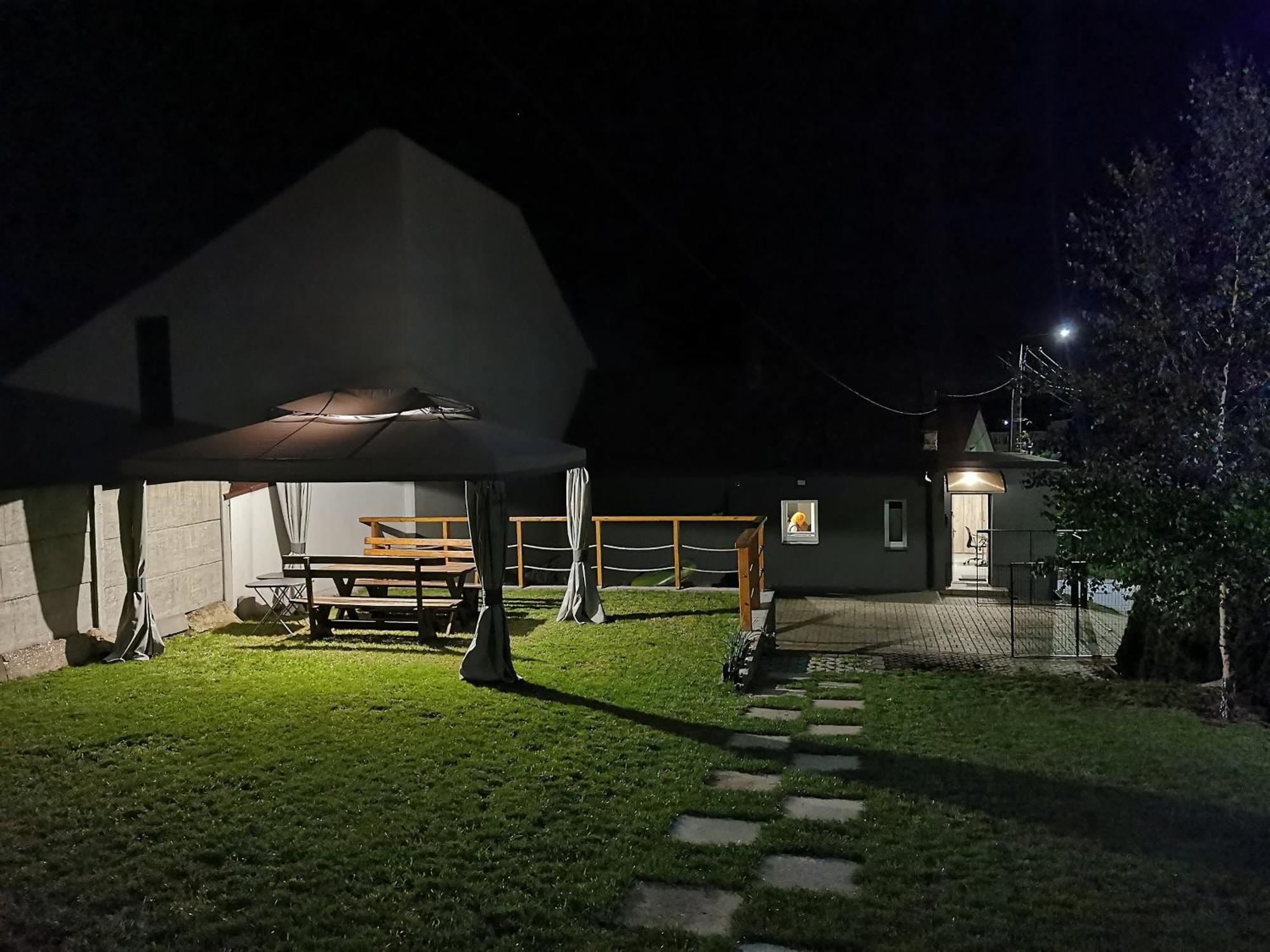Dom K2 Apartment Pinczow Exterior photo